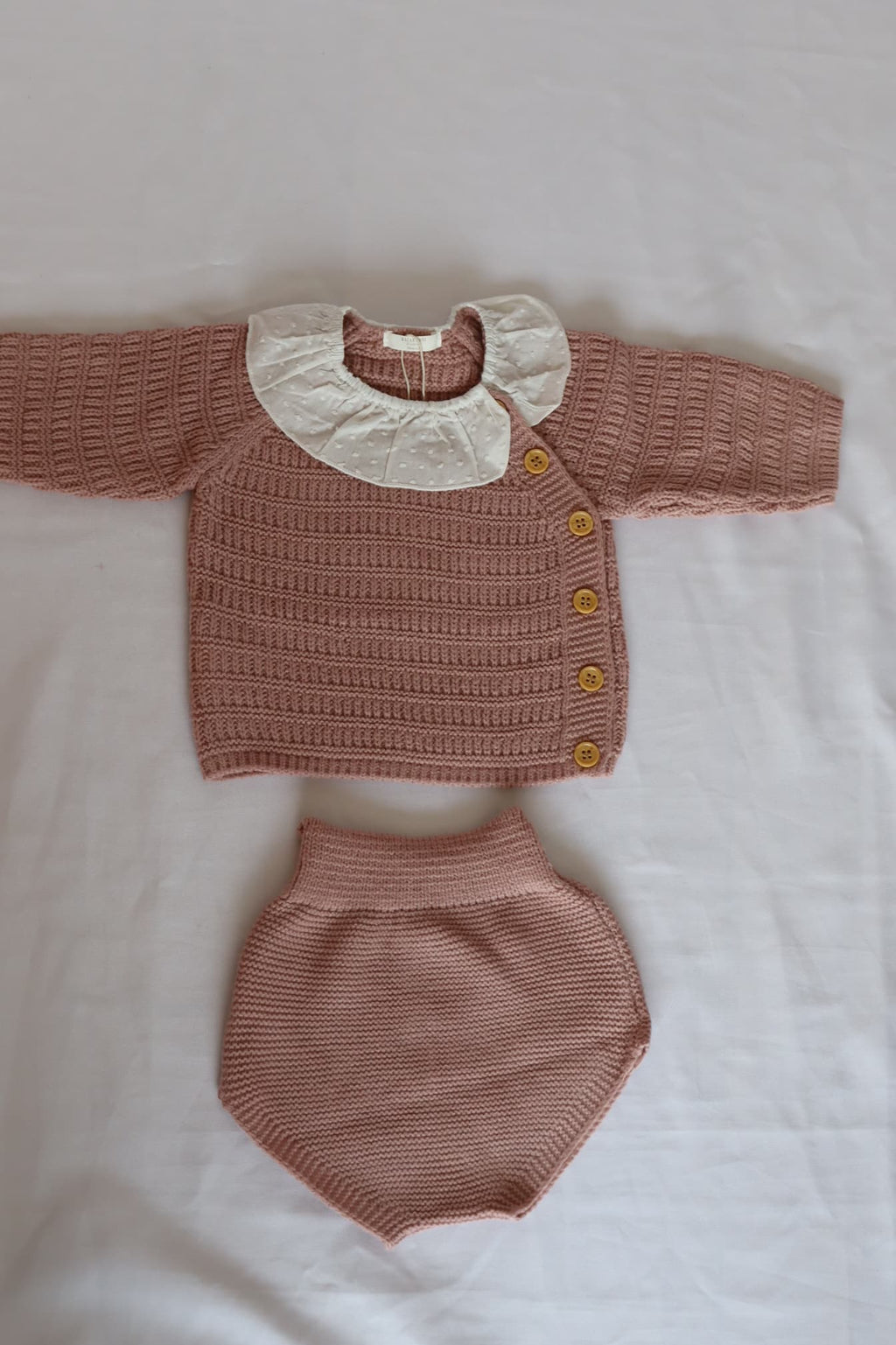 Set tejido con Botones cruzados